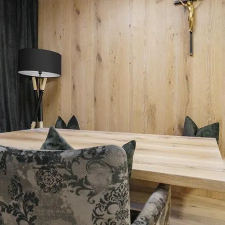 Astei Guest house *