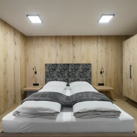 Astei Guest house *